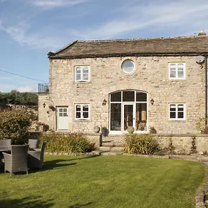 Flatts Barn Holiday home